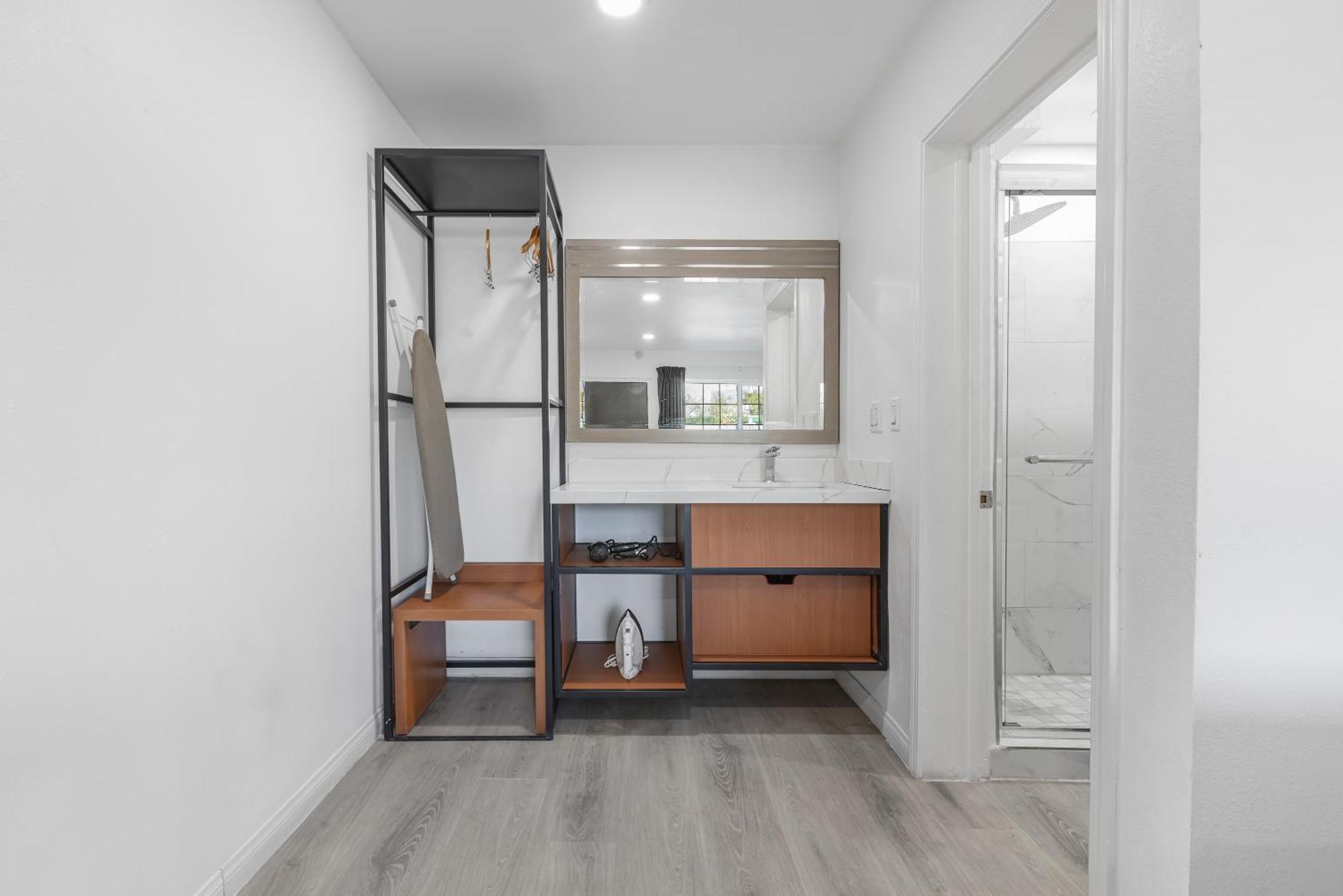 סן ברנרדינו Inland Inn & Suites מראה חיצוני תמונה