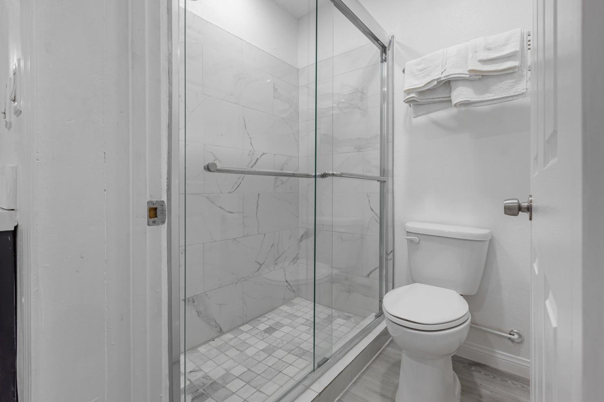 סן ברנרדינו Inland Inn & Suites מראה חיצוני תמונה