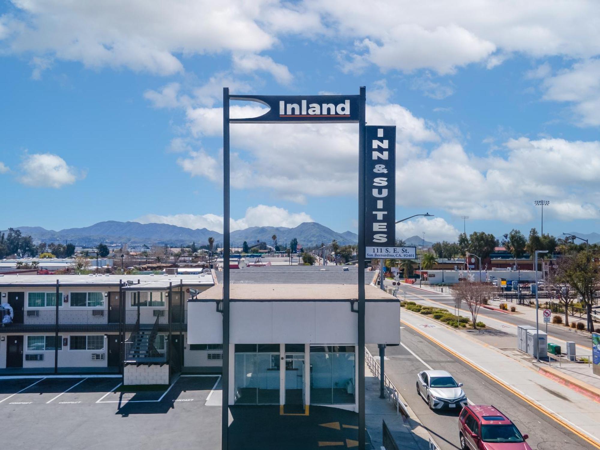 סן ברנרדינו Inland Inn & Suites מראה חיצוני תמונה